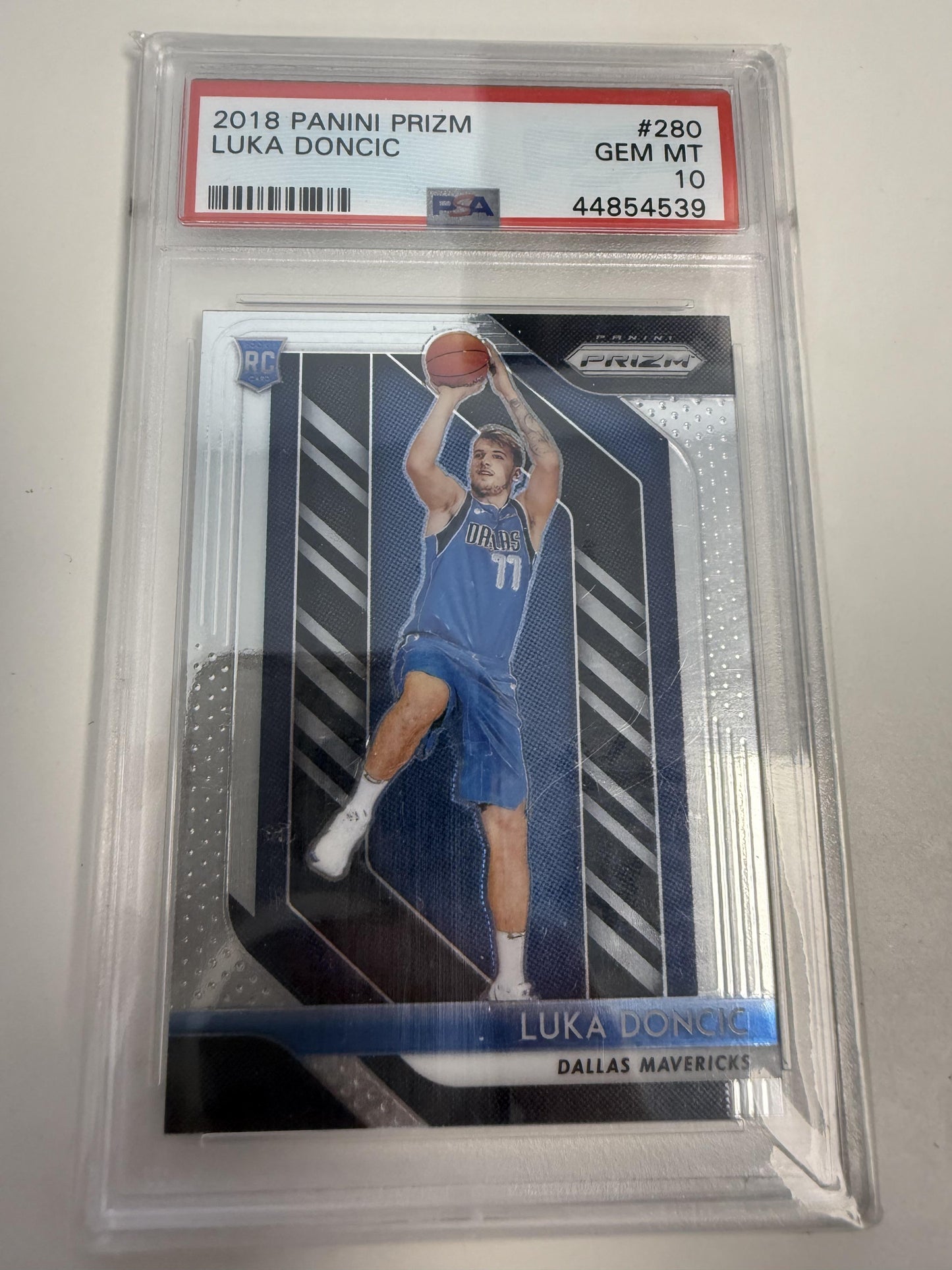 2018 Panini Prizm #280 Luka Doncic PSA 10