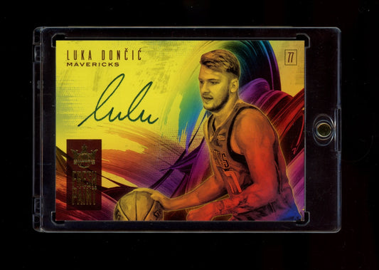 2018-19 Panini Court Kings #FP-LDC Luka Doncic Fresh Paint #/199