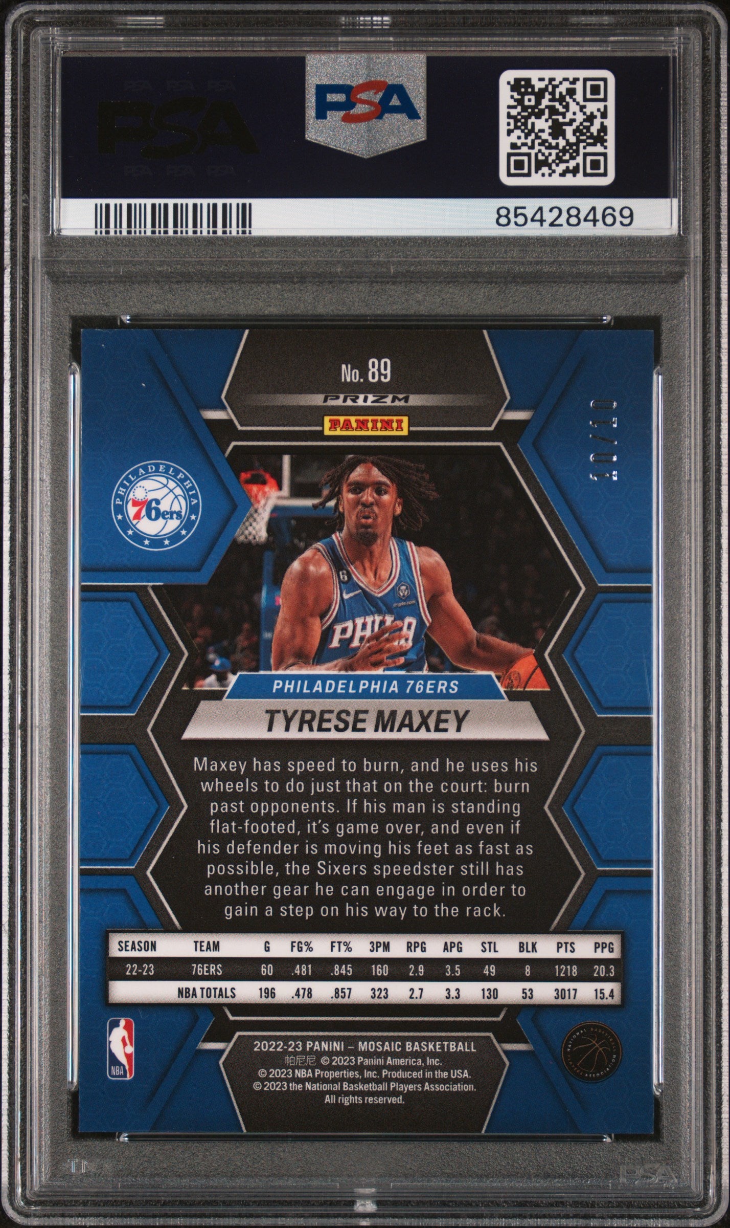 2022 Panini Mosaic #89 Tyrese Maxey Gold PSA 10