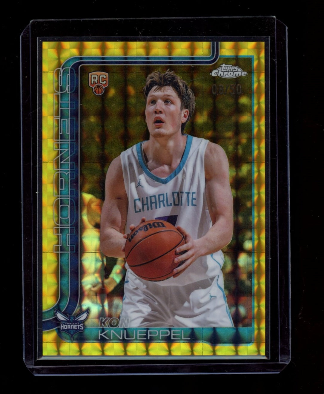 2025-26 Topps Chrome #254 Kon Knueppel Gold Geometric Refractor #/50