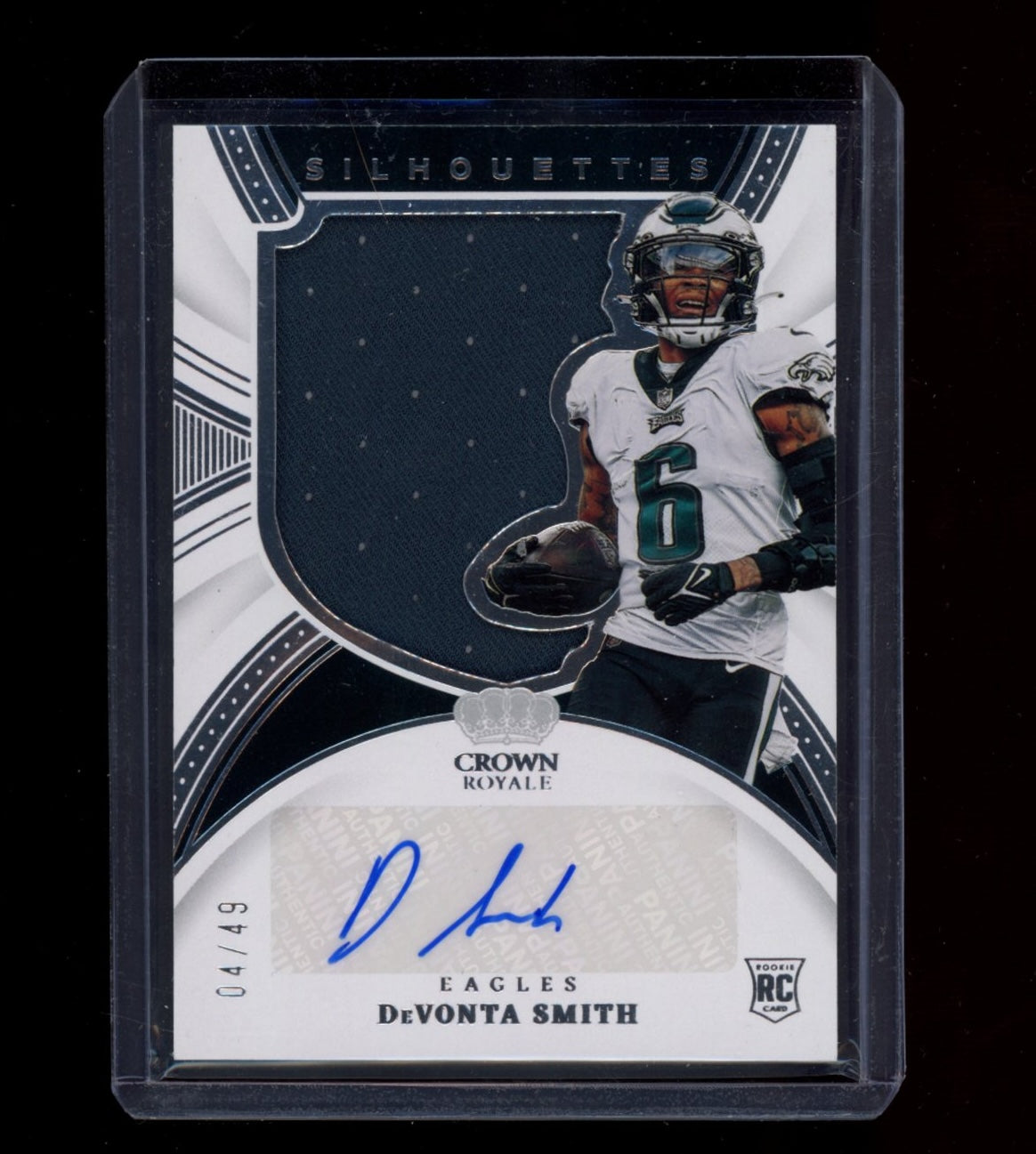 2021 Panini Chronicles #CRS-DSM DeVonta Smith Crown Royale Silhouette Auto #/49