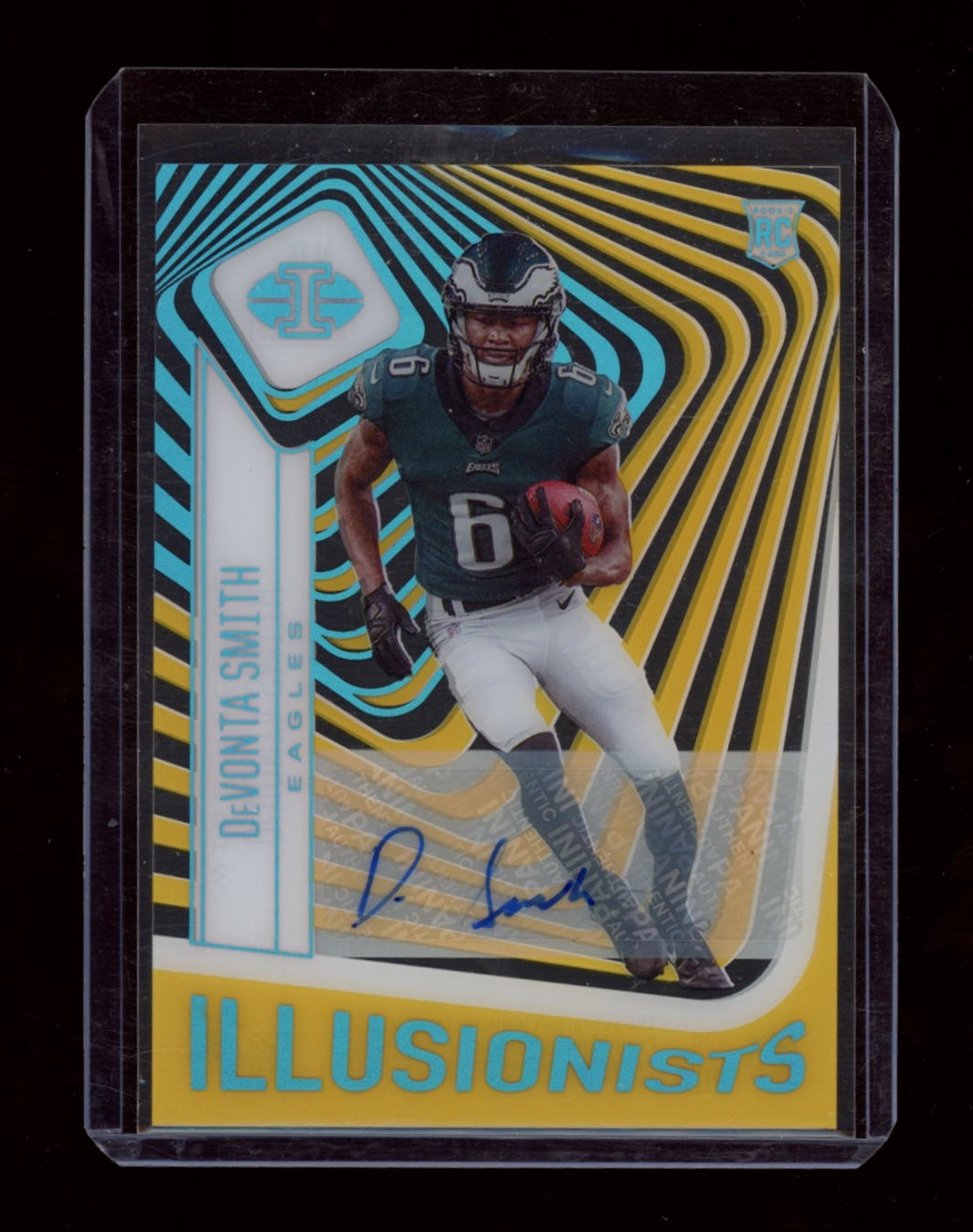 2021 Panini Illusions #ILL-15 DeVonta Smith Illusionists Autographs Gold #/10
