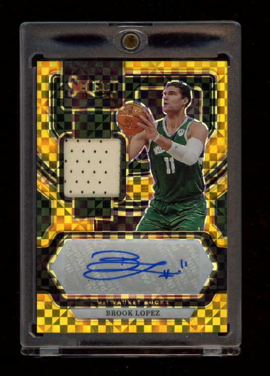2023-24 Panini Select #AM-LPZ Brook Lopez Patch Auto Gold Prizms #/10