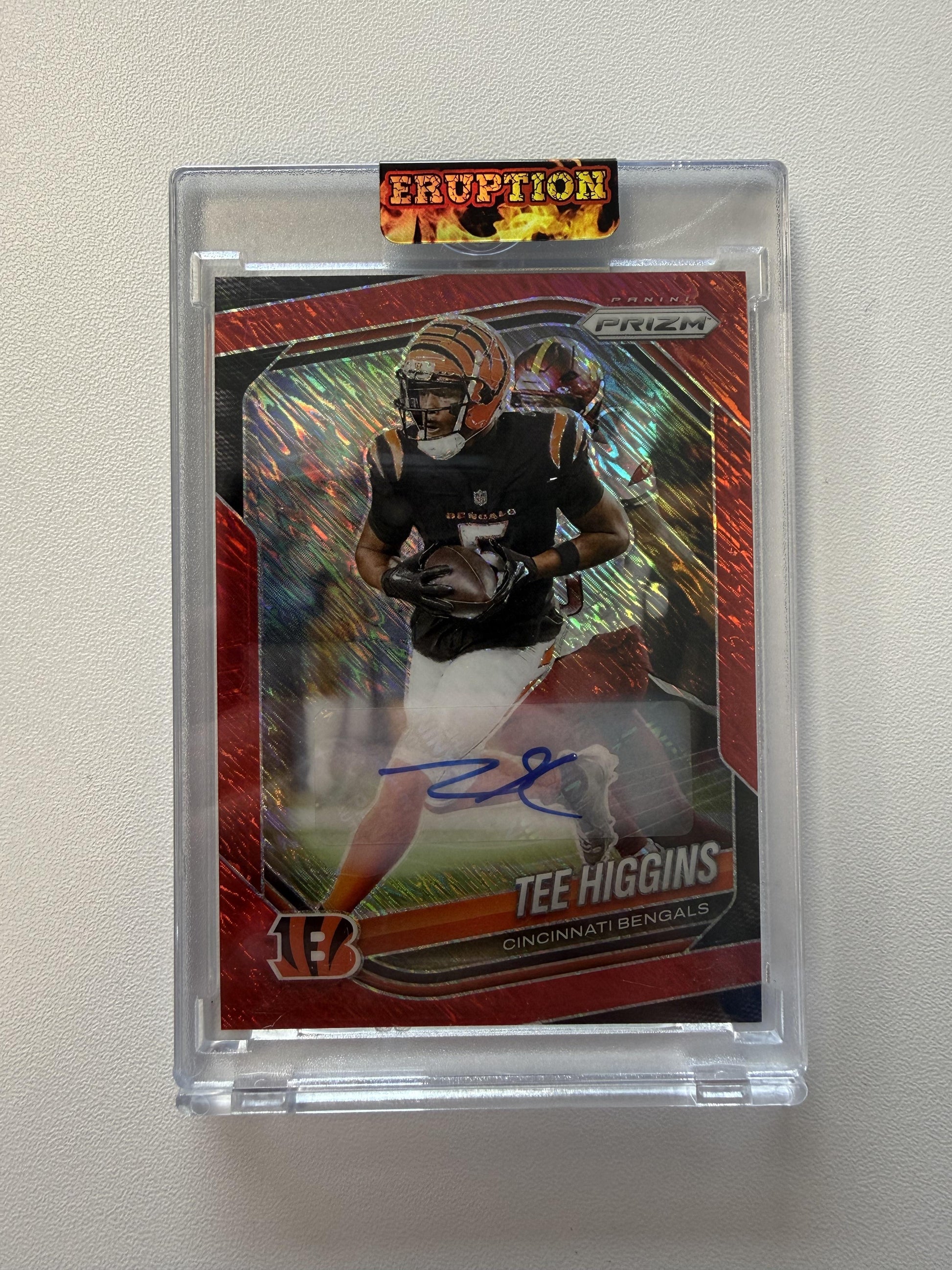 2025 Panini Prizm #13 Tee Higgins Prizm Autographs Red Shimmer #/35