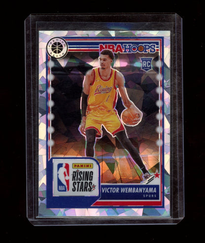 2023-24 Hoops Premium Stock #282 Victor Wembanyama Silver Prizm