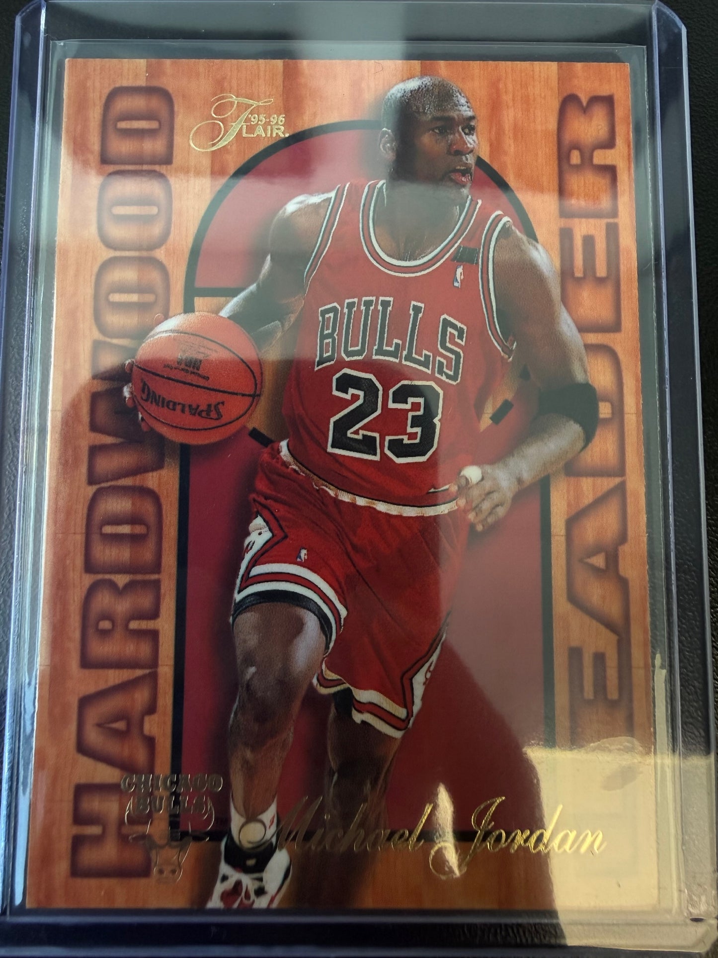 1995-96 Fleer #4 Michael Jordan Flair Hardwood Leader
