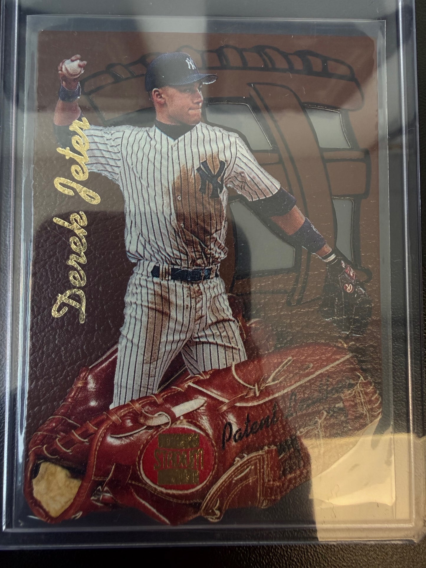 1997 Stadium Club #PL13 Derek Jeter Patent Leather