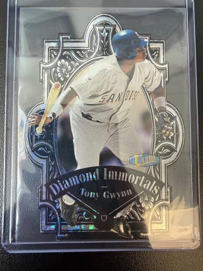 1998 Ultra #11 DI Tony Gwynn Diamond Immortals