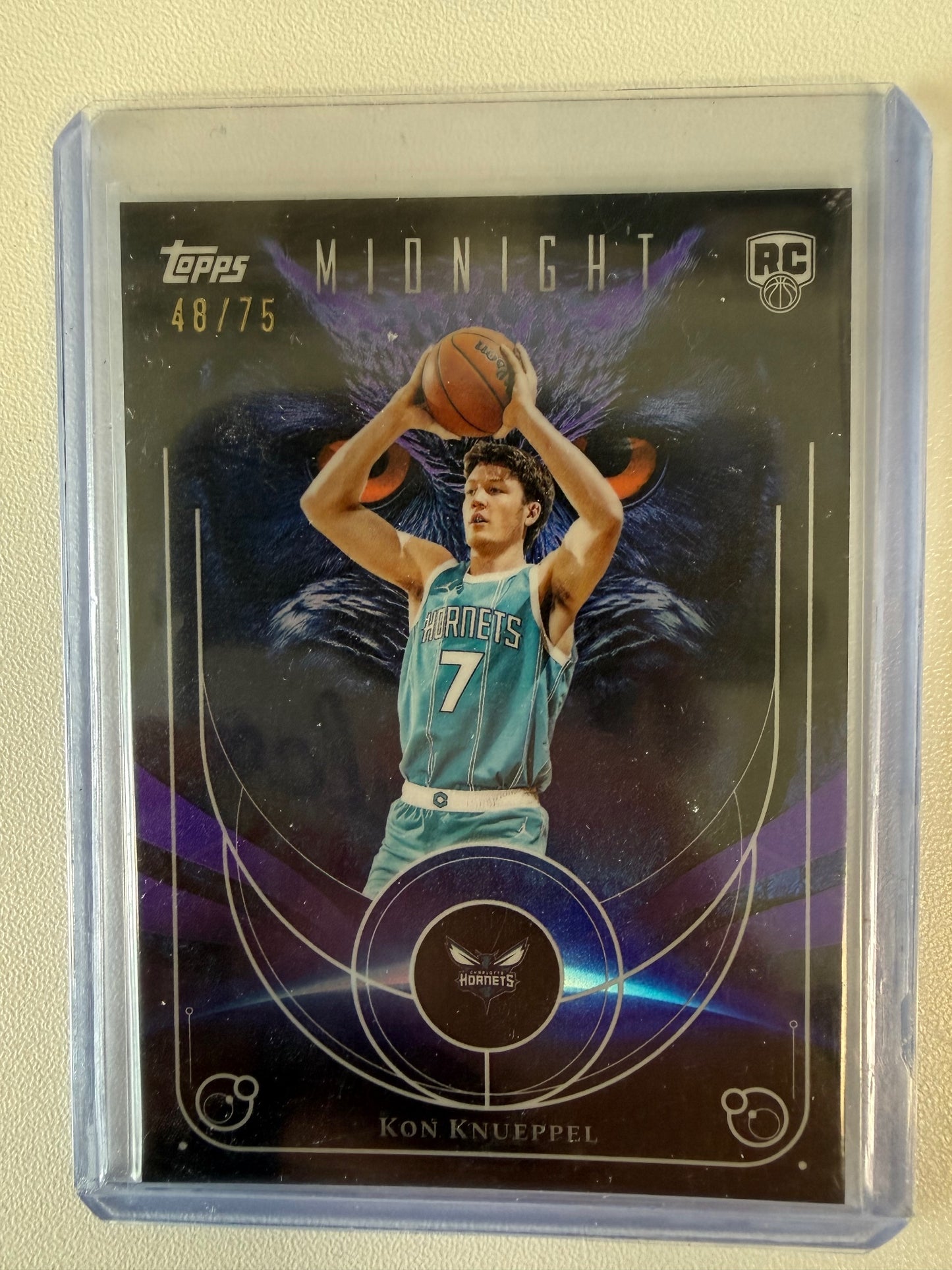 2025-26 Topps Midnight #NO-19 Kon Knueppel Night Owls Dusk #/75