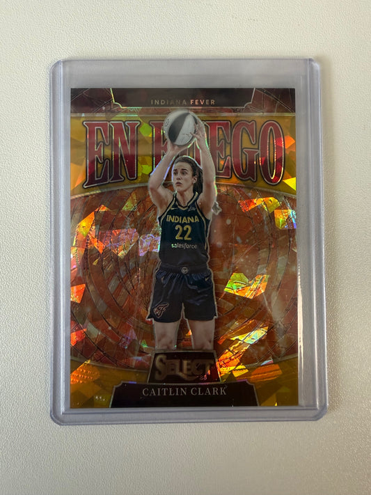 2025 Panini Select WNBA #6 Caitlin Clark En Fuego Gold #/10